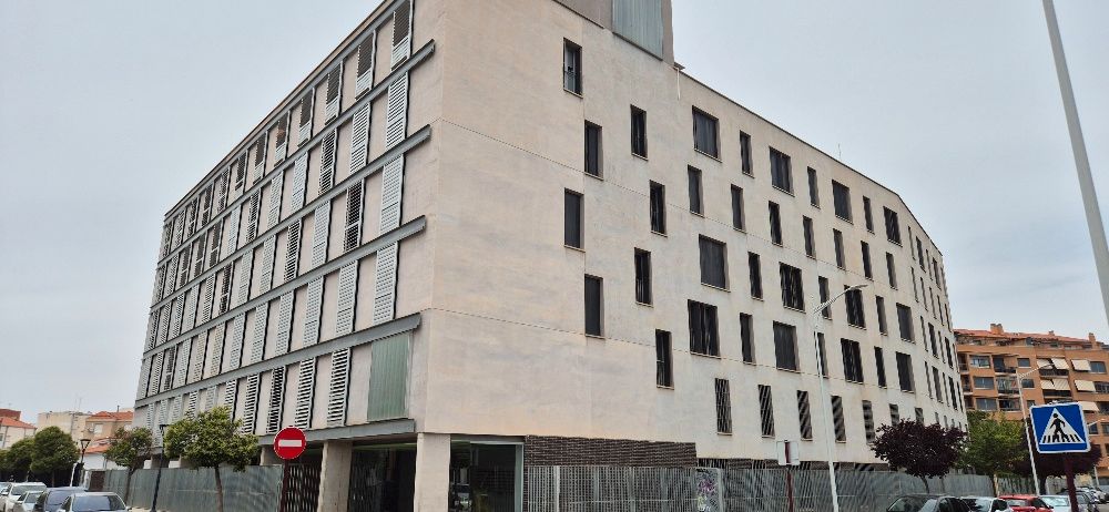 Vista exterior de Pis en venda en  Albacete Capital amb Calefacció