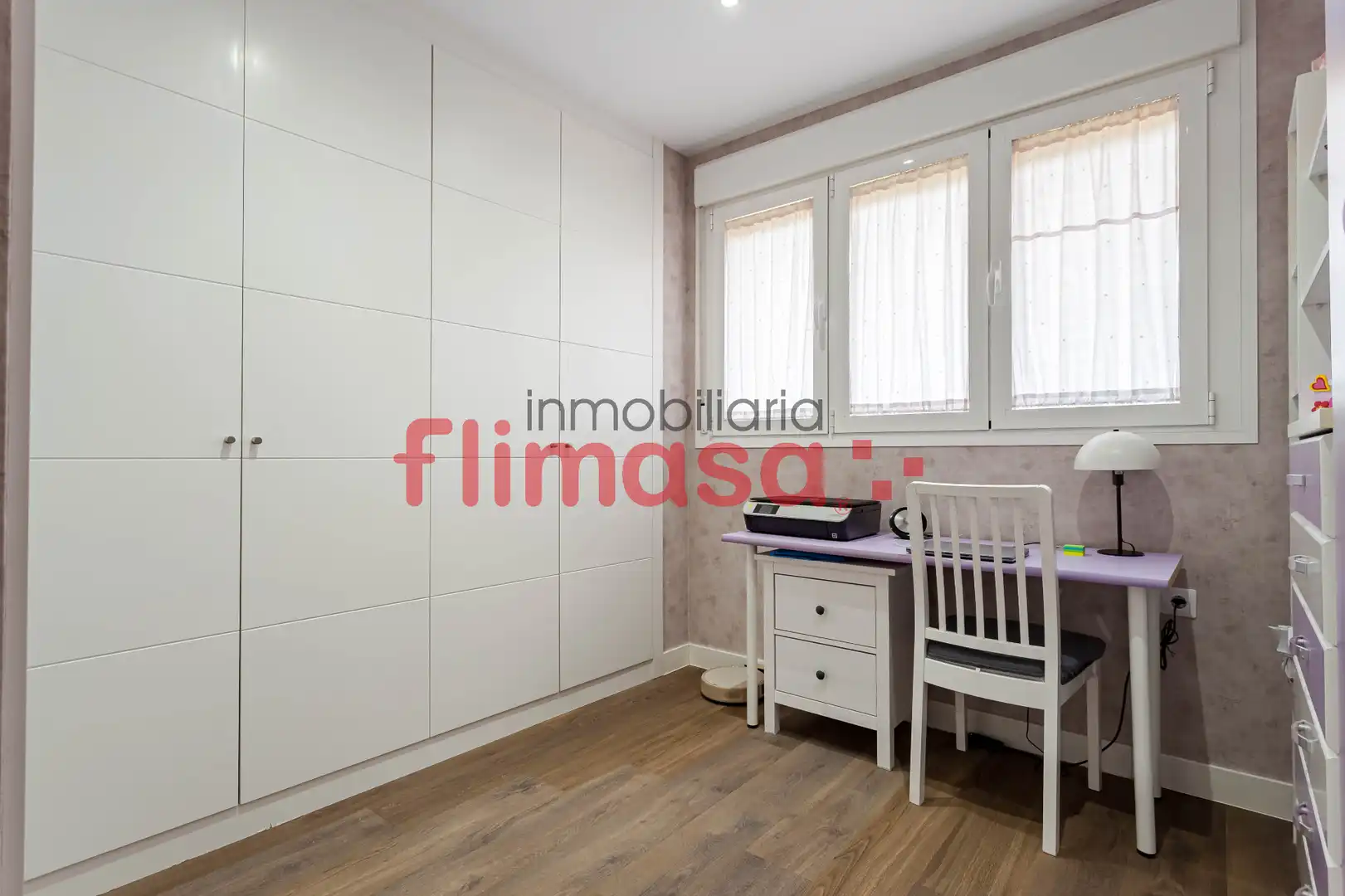 Bedroom of Detached homes for sale in Villaviciosa de Odón  with Air Conditioner, Heating and Private garden