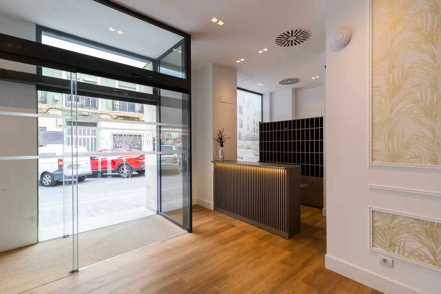 Piso de alquiler en Valencia con Aire acondicionado, Calefacción y Jardín privado
