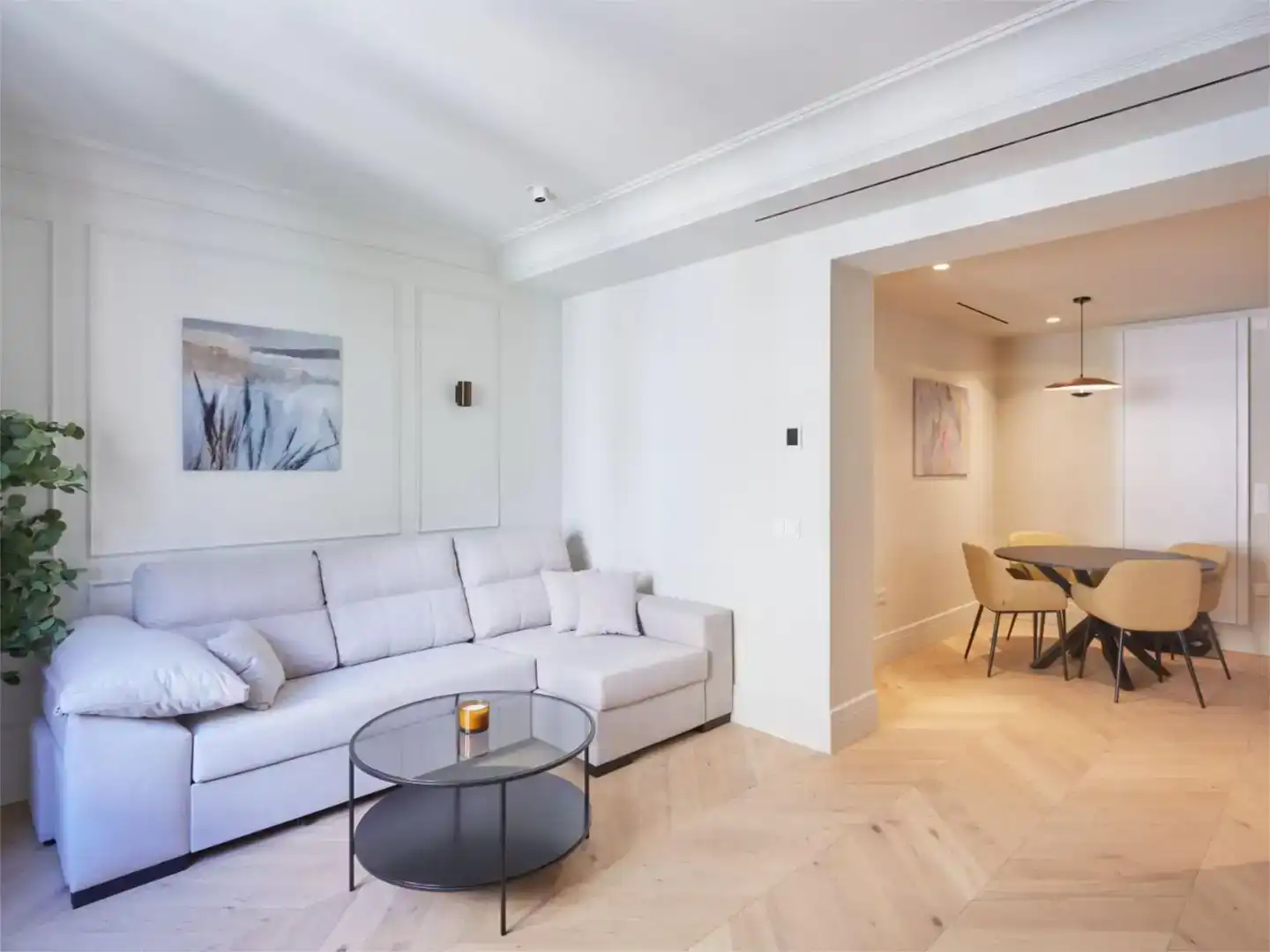 Sala d'estar de Apartament de lloguer en Madrid amb Aire condicionat, Piscina i Moblat