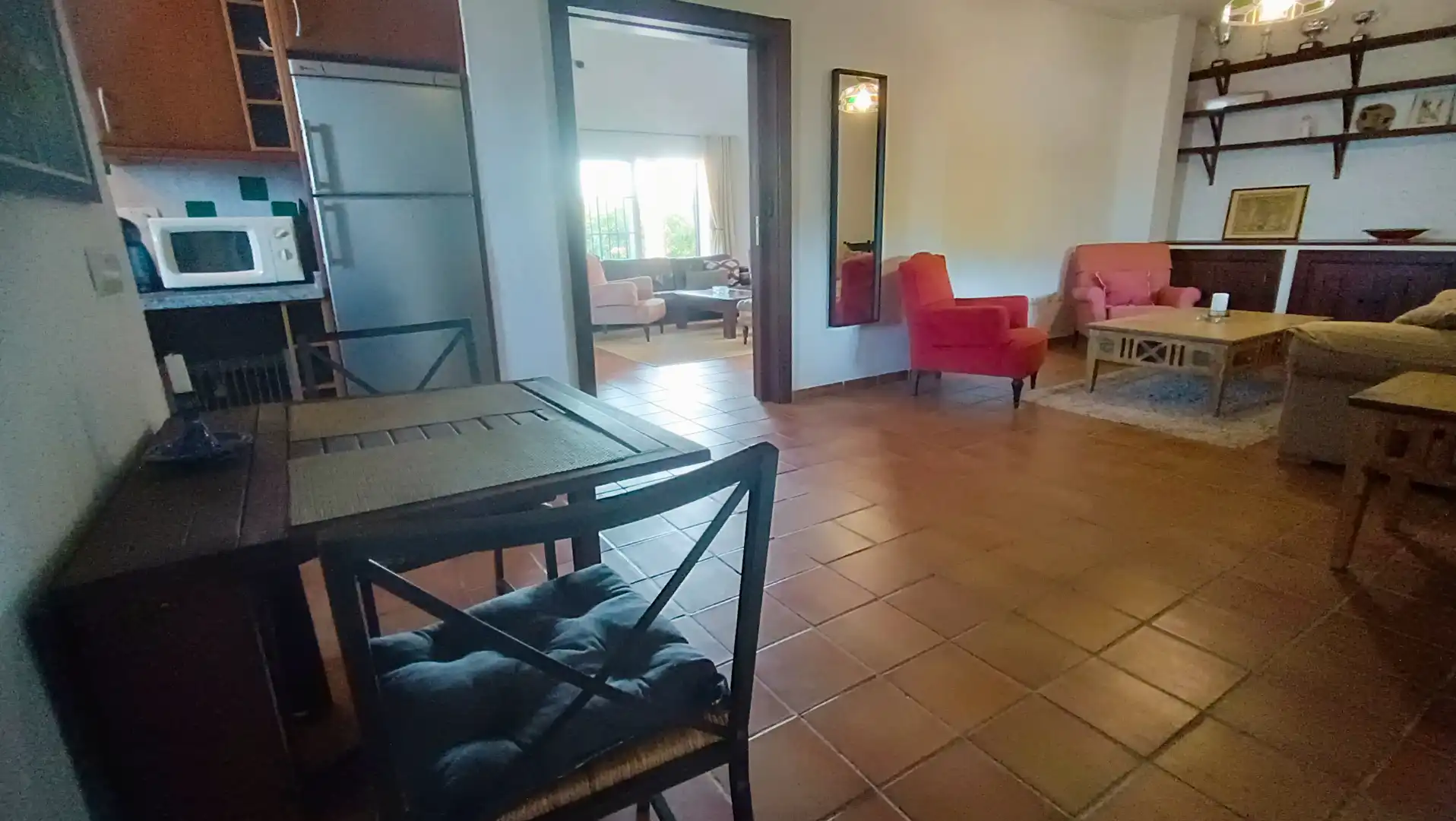 Sala de estar de Finca rústica en venta en Estepona con Aire acondicionado, Calefacción y Jardín privado