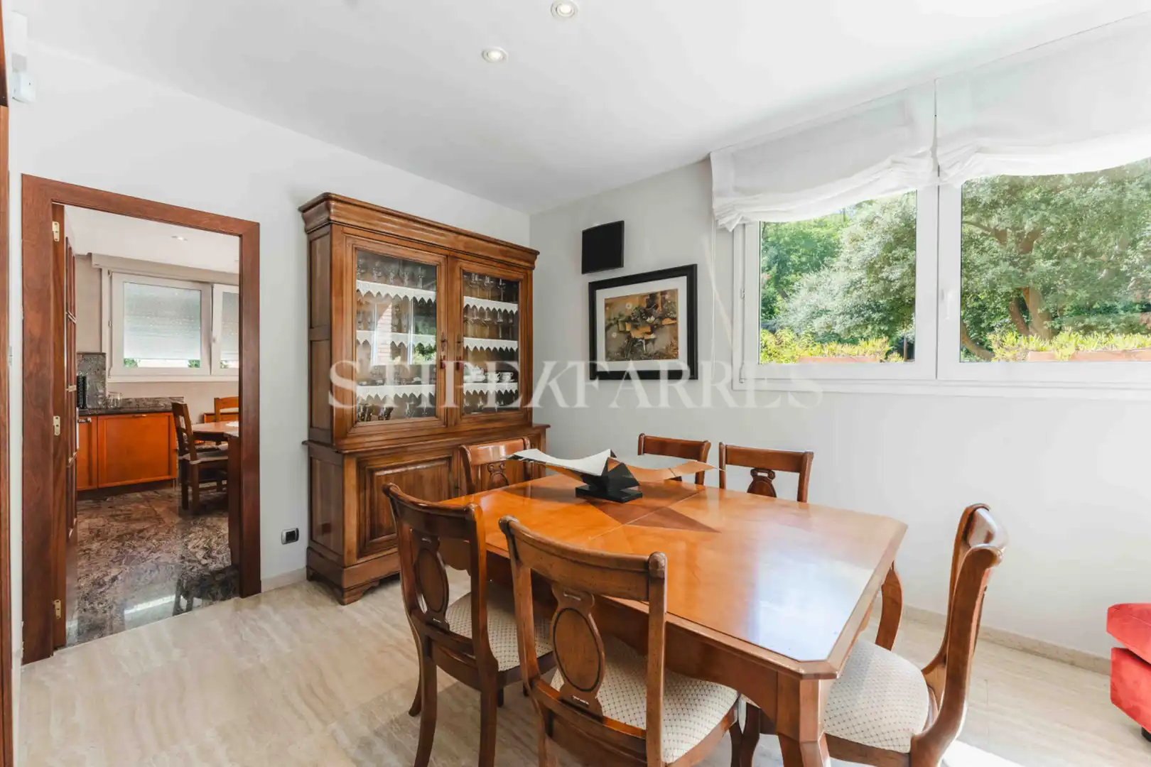 Esszimmer von Haus oder Chalet zum Verkauf in Barcelona mit Klimaanlage, Heizung und Privatgarten