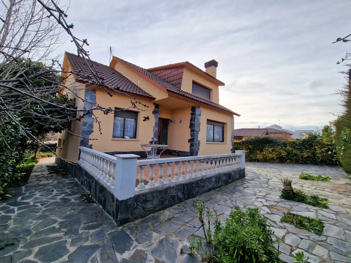 Vista exterior de Casa o chalet en venta en Cànoves I Samalús con Calefacción, Jardín privado y Terraza
