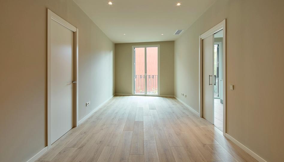 Foto 1 de Pis de lloguer a Carrer de València, 595, El Camp de l'Arpa del Clot, Barcelona