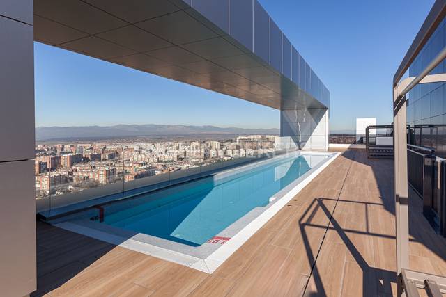 Piso en Venta en Paseo de la Dirección en Valdeacederas