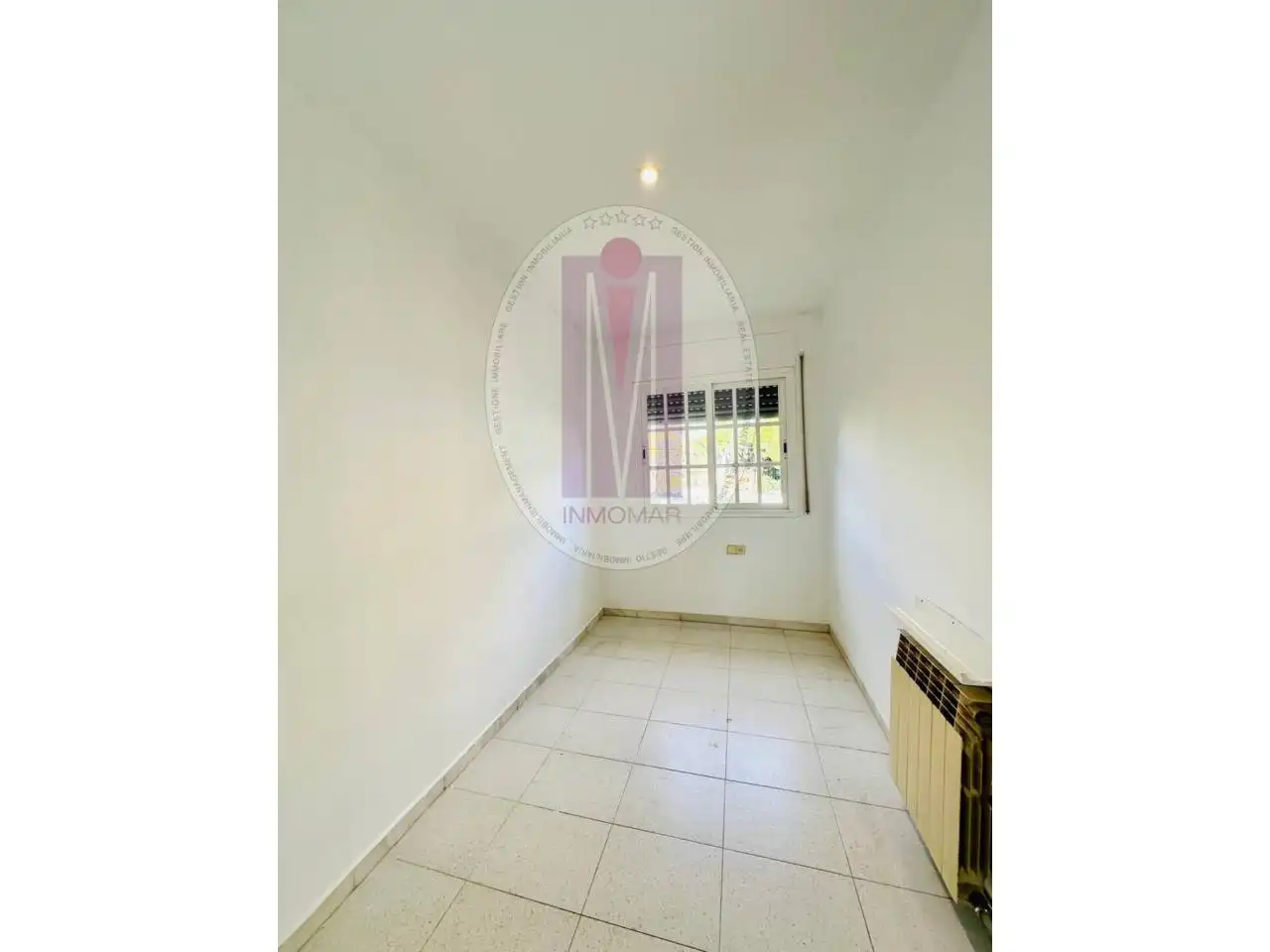 Habitación de Casa adosada en venta en Castelldefels con Calefacción y Piscina comunitaria