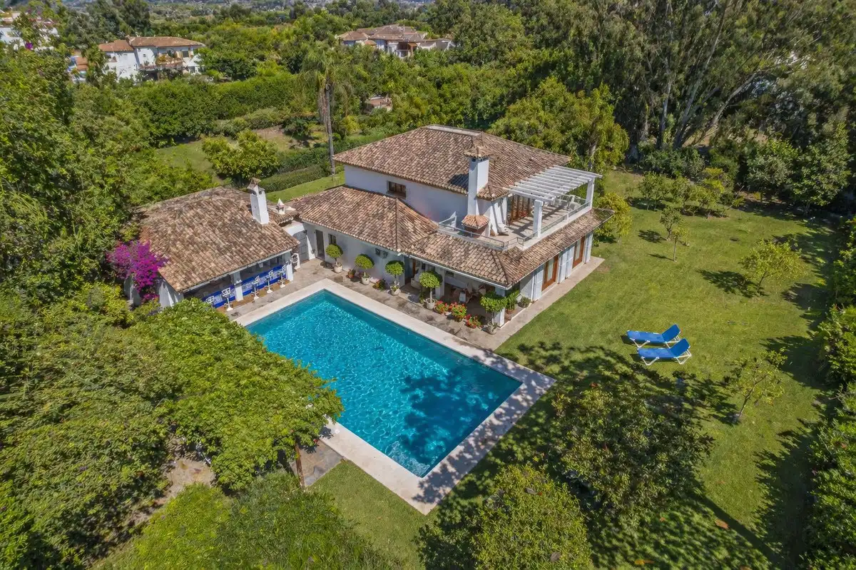 Jardín de Casa o chalet en venta en Estepona con Aire acondicionado, Jardín privado y Terraza