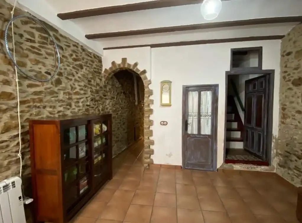 Houses for sale in Mosqueruela  with Storage room and Balcony
