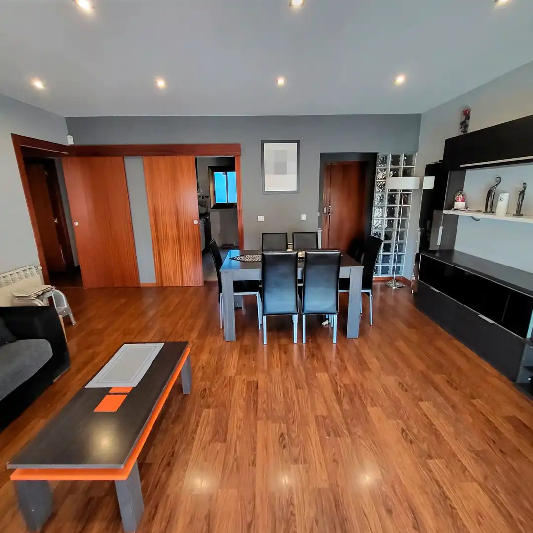 Dining room of Flat for rent in Sabadell  with Air Conditioner, Heating and Parquet flooring