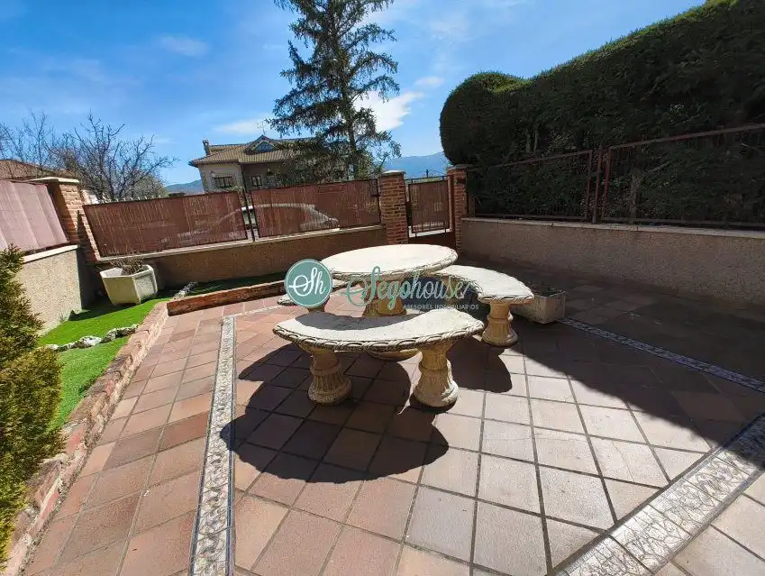 Villa zum Verkauf in Palazuelos de Eresma, imagen 8