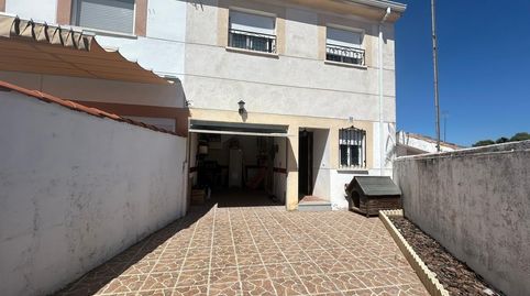 Foto 3 von Einfamilien-Reihenhaus zum Verkauf in Corpa, Madrid