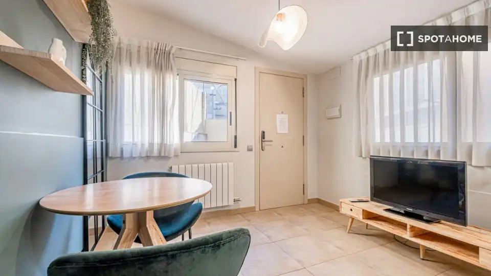 Bedroom of Flat for rent in Barcelona  with Air Conditioner, Heating and Furnished