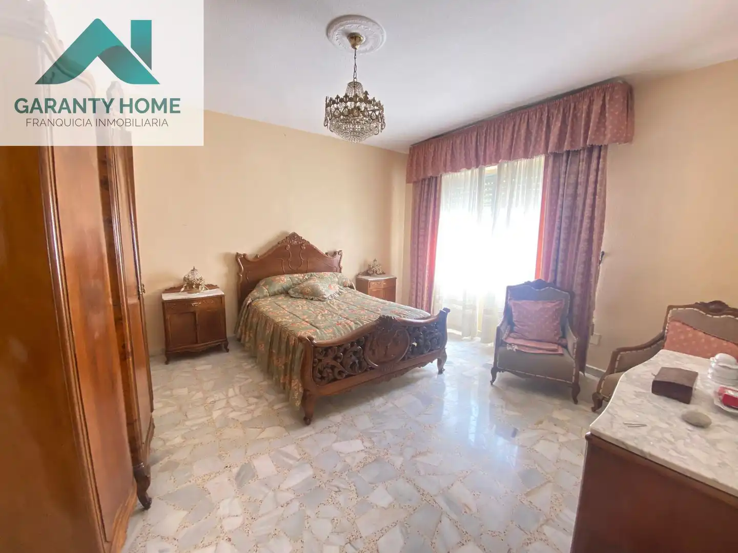 Habitación de Piso en venta en Torredonjimeno con Amueblado