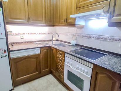 Kitchen of Flat for sale in Reus  with Air Conditioner, Balcony and Alarm