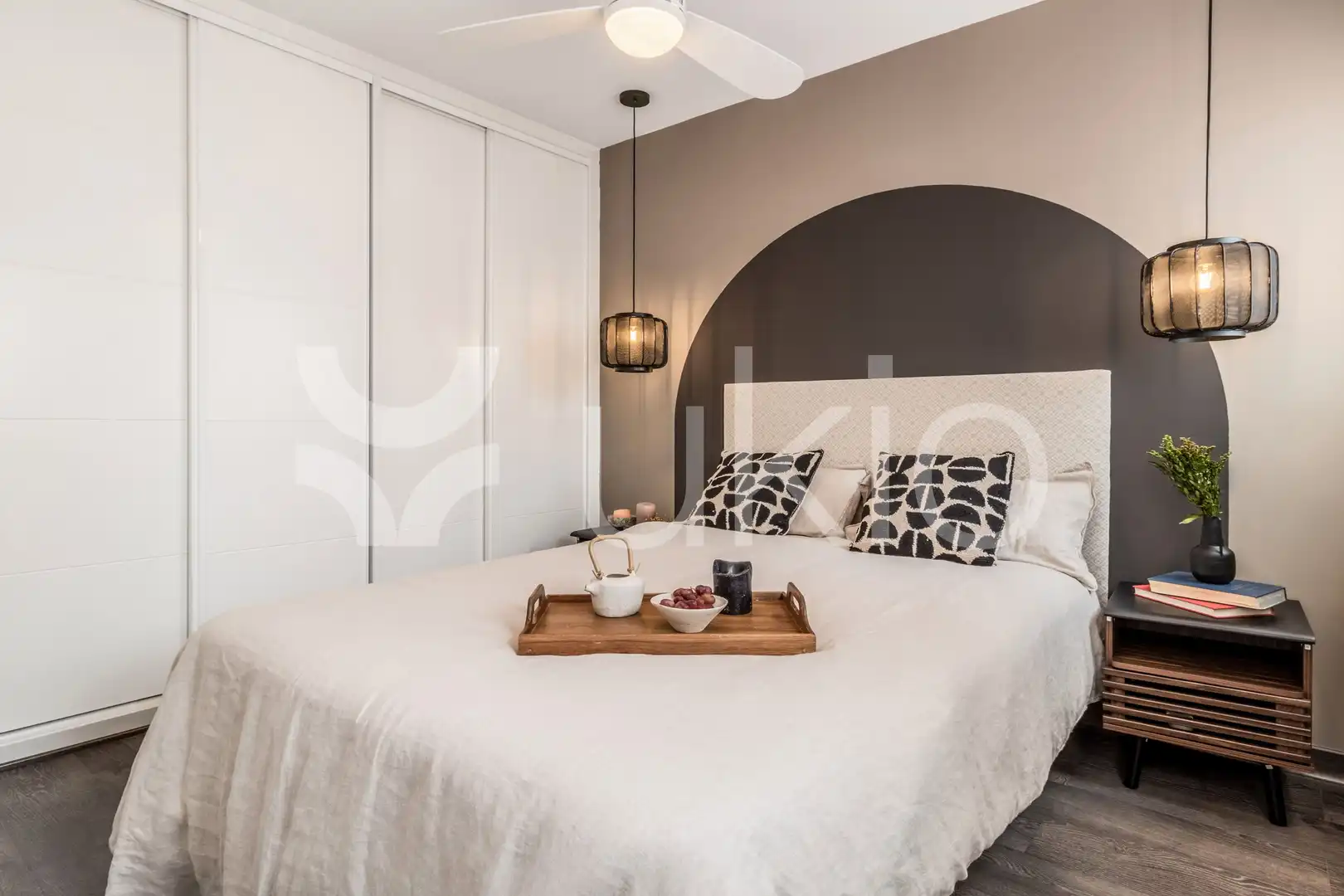 Dormitori de Apartament de lloguer en Madrid amb Aire condicionat, Calefacció i Terrassa