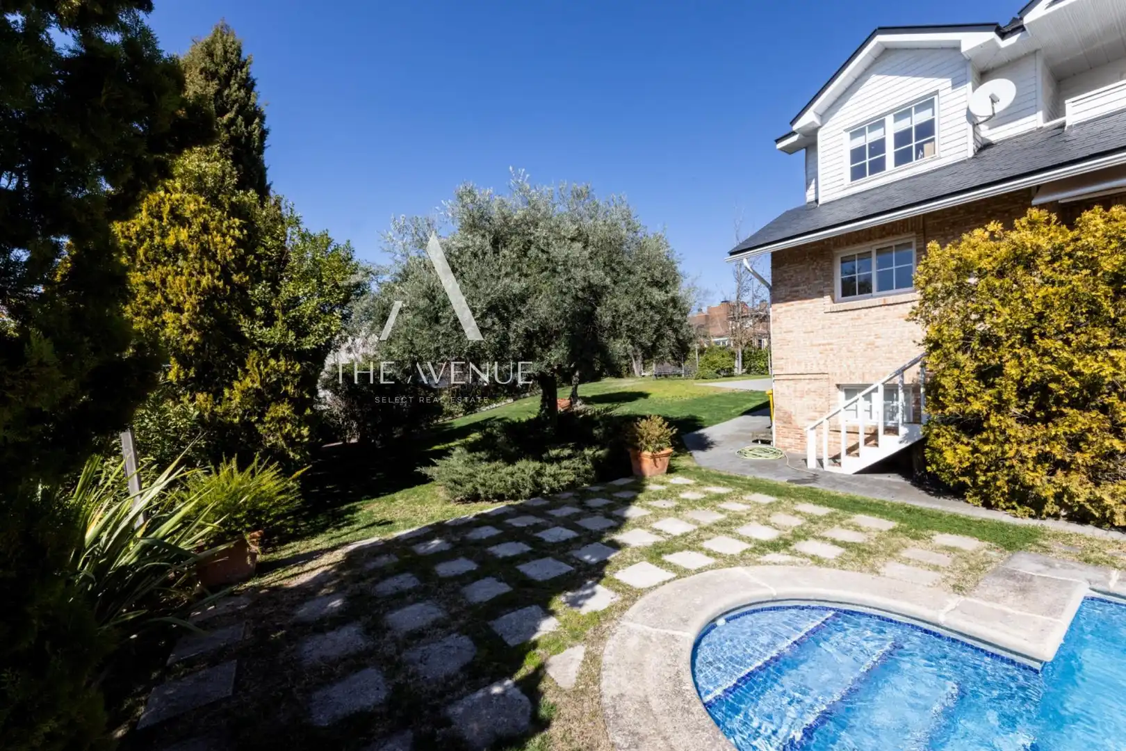 Jardín de Casa o chalet en venta en Boadilla del Monte con Calefacción, Jardín privado y Terraza