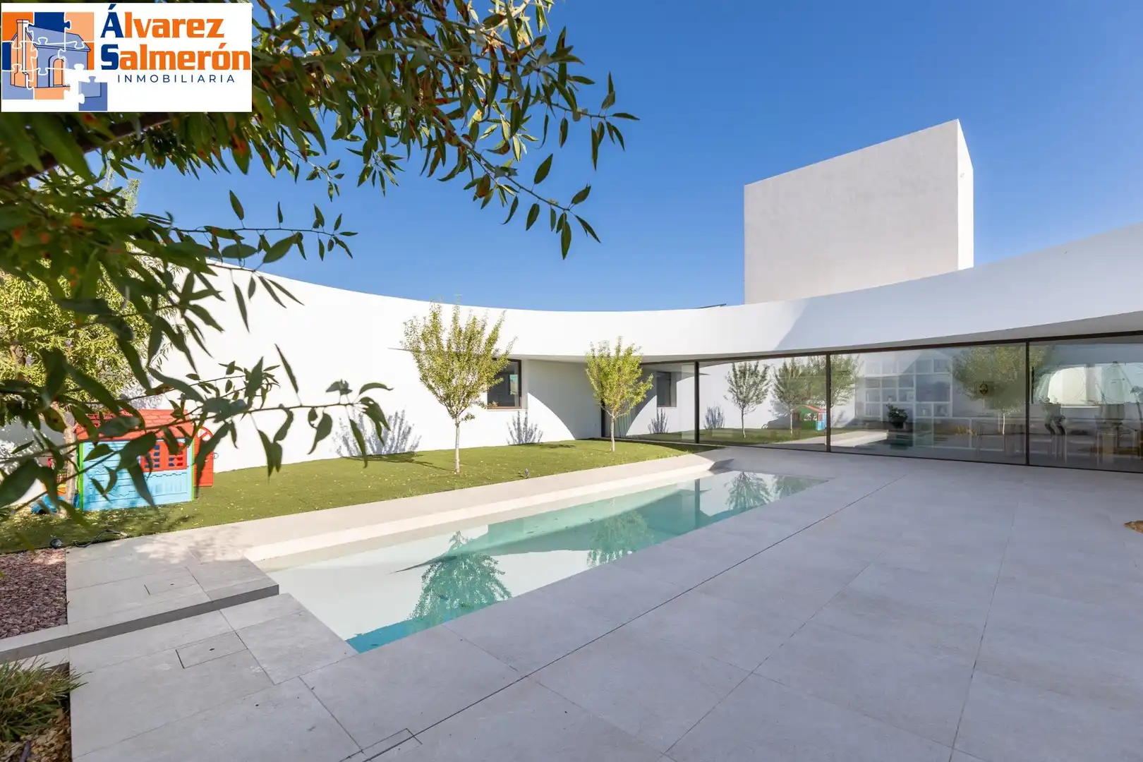 Garden of Houses for sale in Albolote  with Air Conditioner, Heating and Private garden