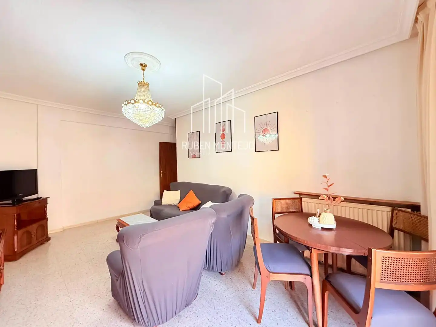 Sala de estar de Piso de alquiler en Salamanca con Calefacción, Terraza y Amueblado