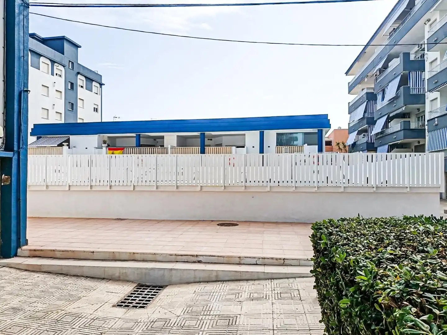 Vista exterior de Apartament en venda en Miramar amb Terrassa, Moblat i Piscina comunitària
