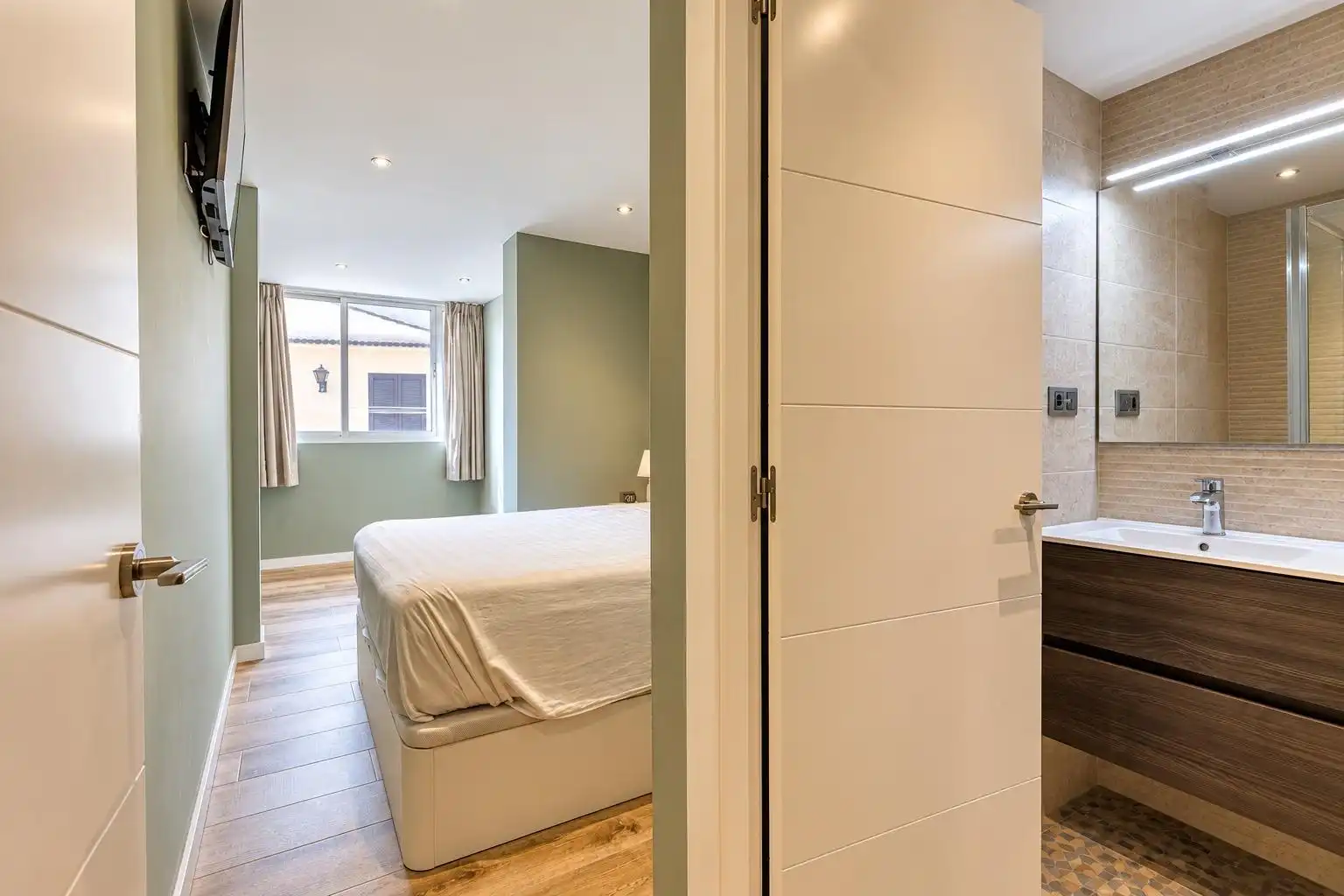 Piso con terraza en venta en Vilanova del Camí, imagen 25