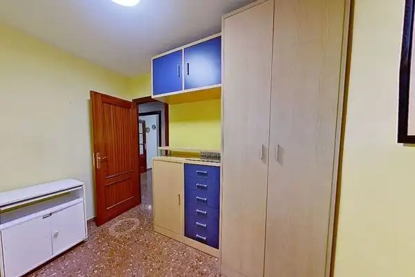 Schlafzimmer von Wohnung zum Verkauf in Xirivella