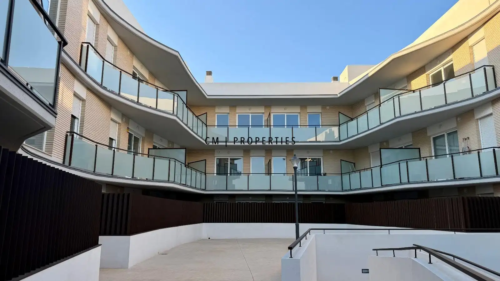 Vista exterior de Piso de alquiler en Alginet con Terraza, Trastero y Se aceptan mascotas