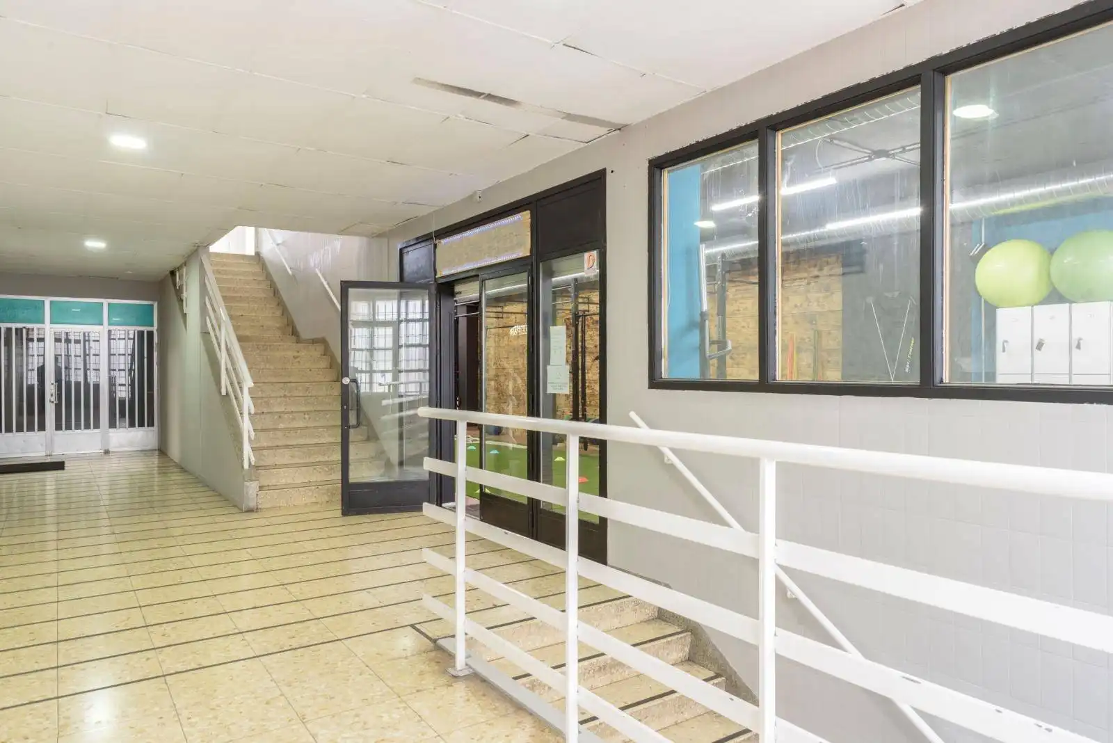 Business premises for sale in Ensanche - Sar, imagen 24