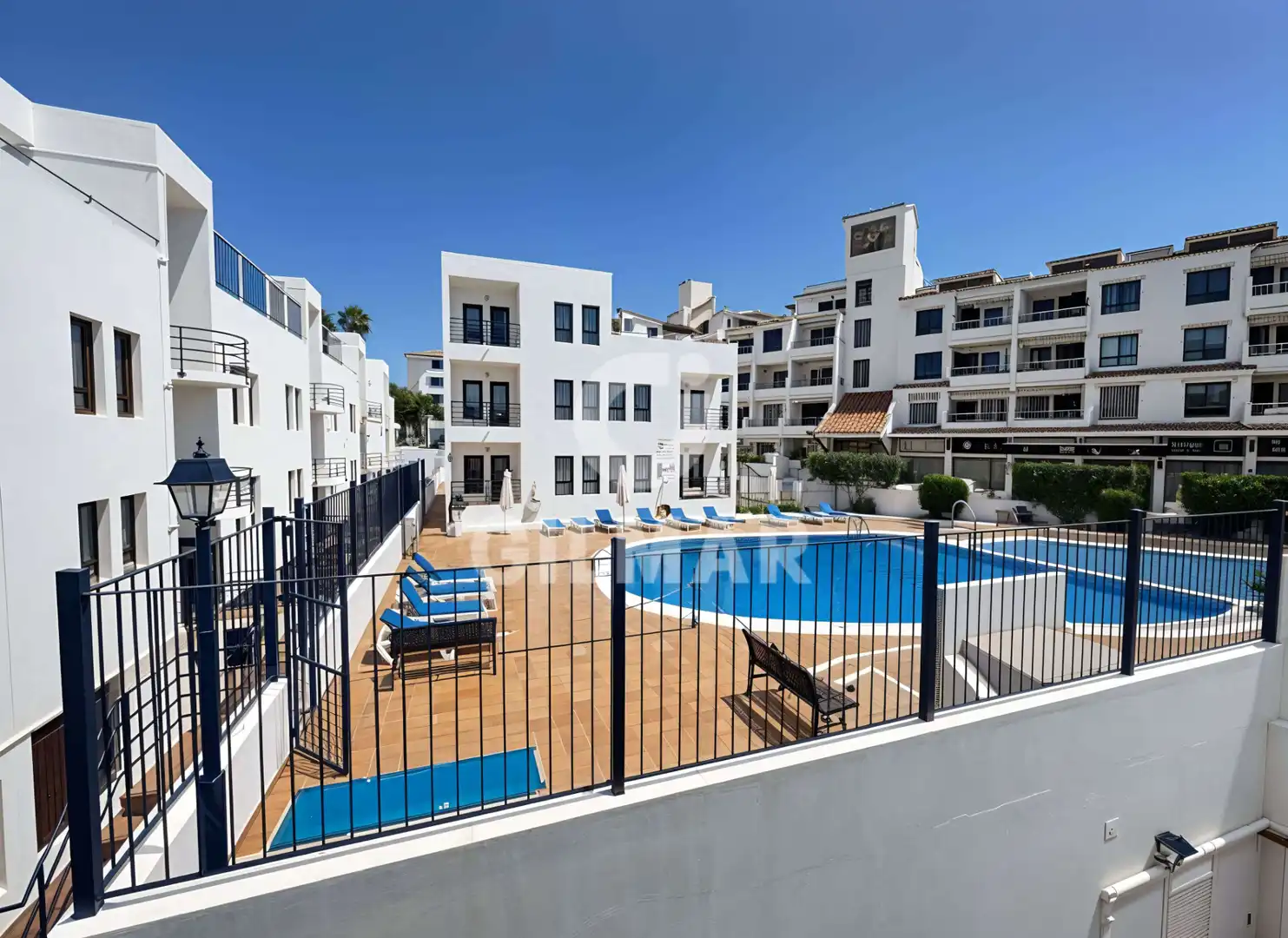 Vista exterior de Piso en venta en Arona con Terraza, Amueblado y TV