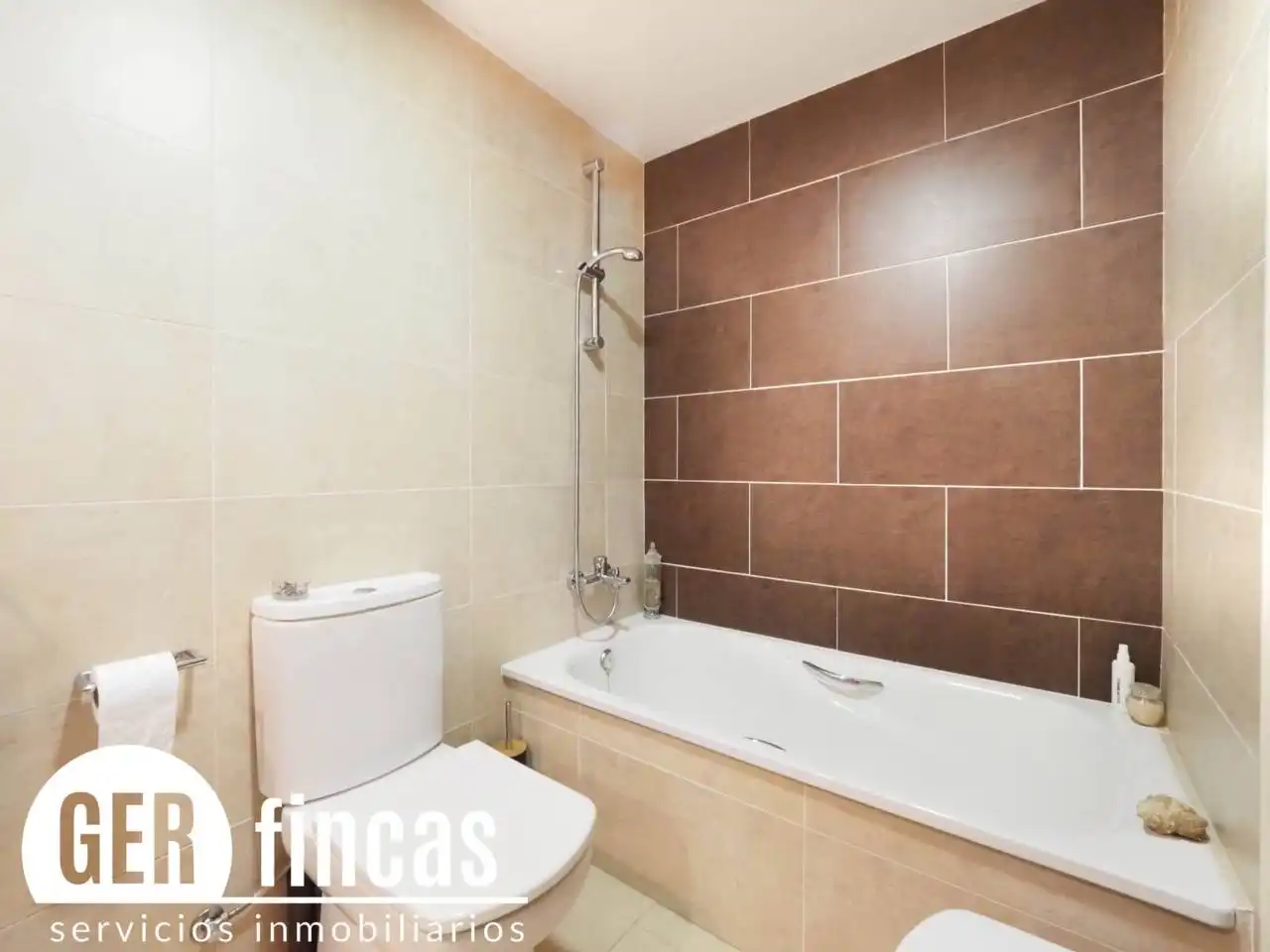 Baño de Piso en venta en Viladecavalls con Aire acondicionado, Calefacción y Terraza
