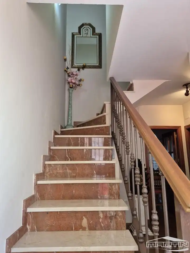 Casa o chalet en venta en Lucena con Aire acondicionado, Terraza y Trastero