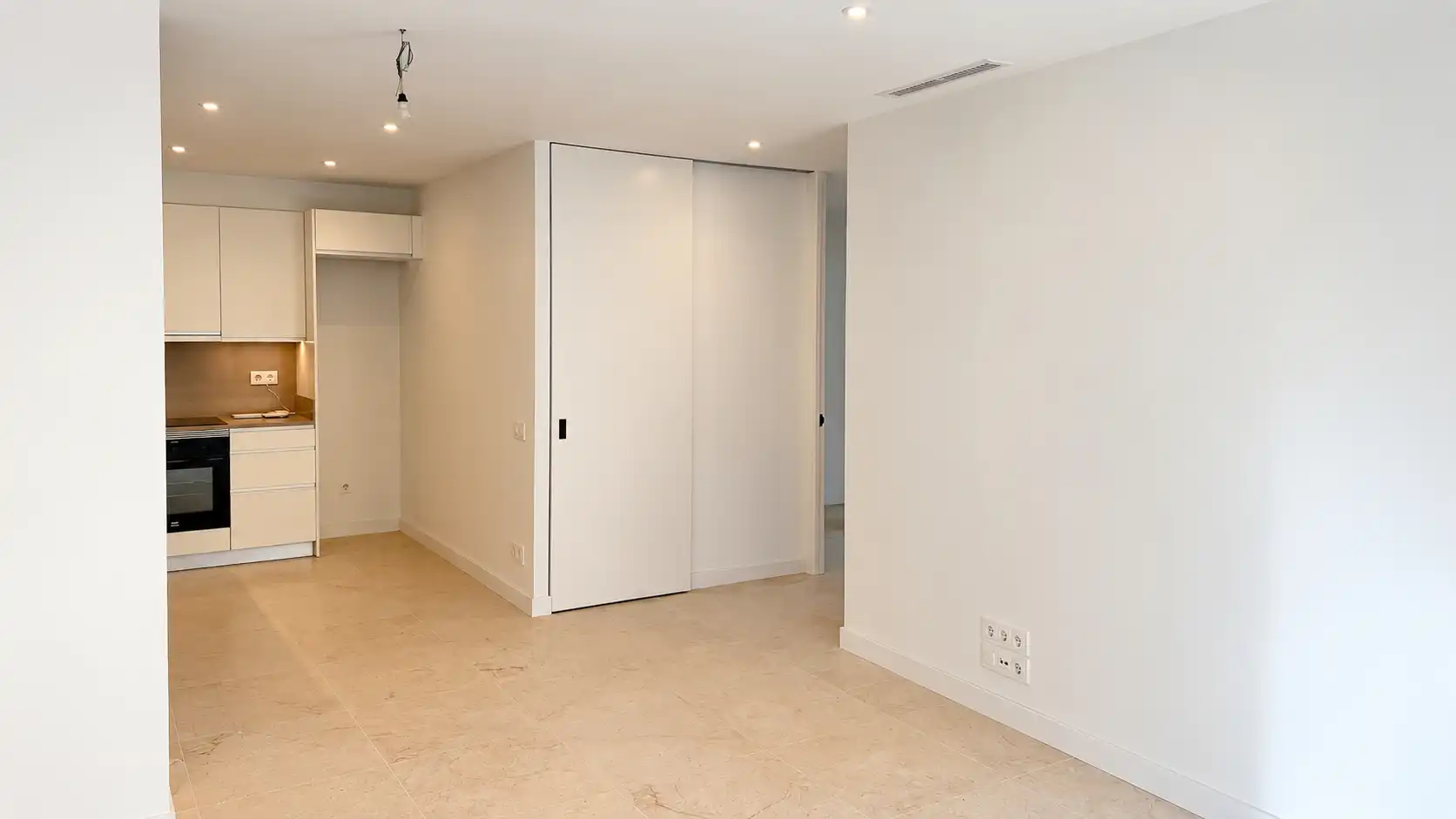 Bajo en venta en Carrer Prat de la Riba, imagen 2