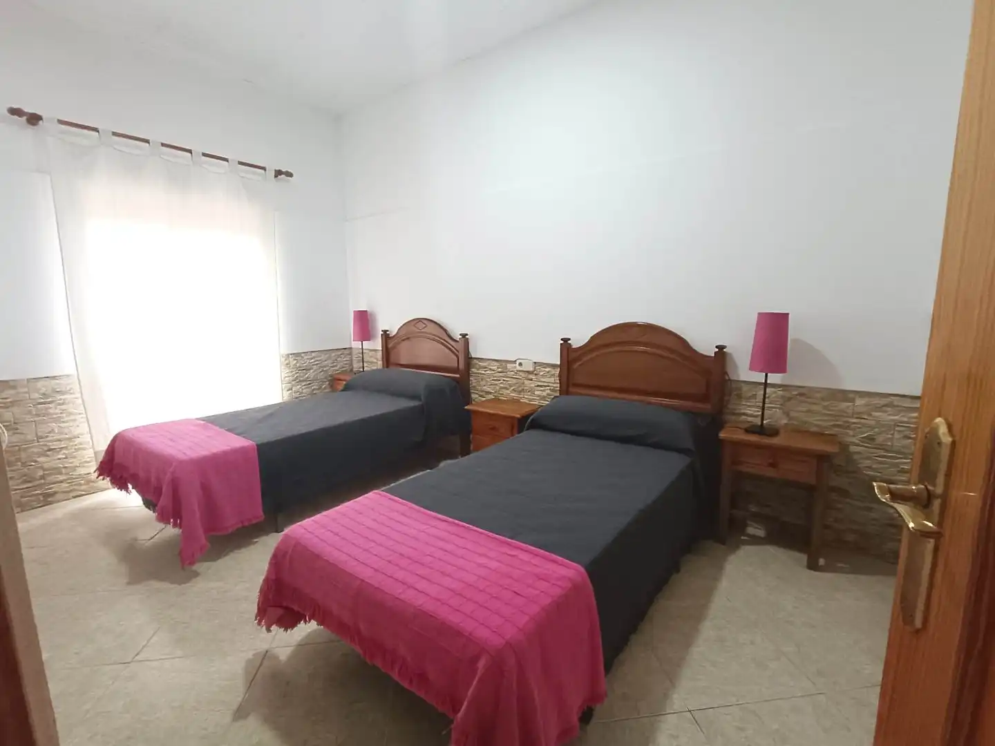 Dormitori de Casa adosada de lloguer en Cartagena amb Calefacció, Jardí privat i Moblat