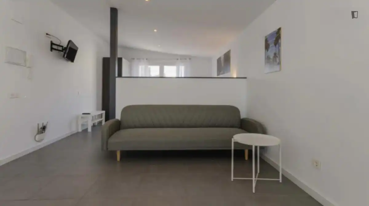 Studio with lift to rent in Benicalap, imagen 5