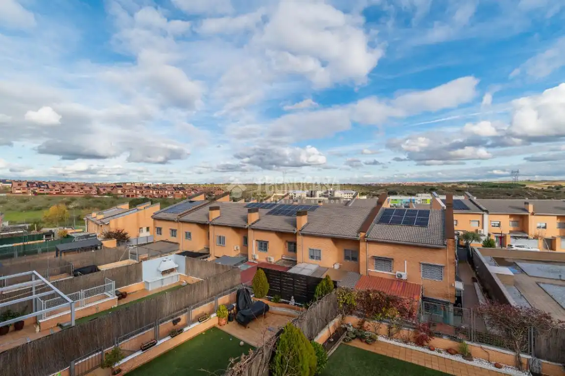 Casa bifamiliare con terrazza in vendita a Las Castañeras - Bulevar, imagen 24