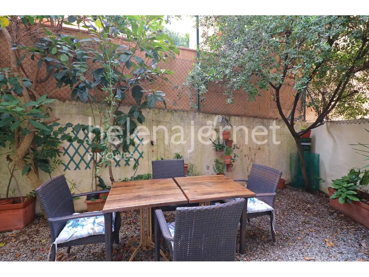 Jardín de Piso en venta en Sant Feliu de Guíxols con Calefacción y Alarma