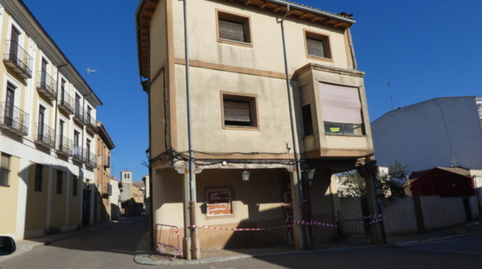 Foto 3 de Casa adosada en venta en Medina de Rioseco, Valladolid