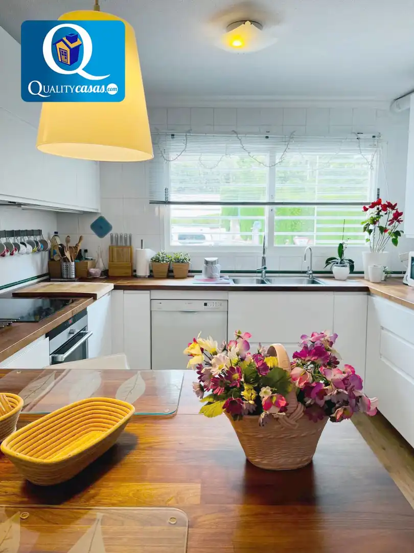 Kitchen of Detached homes for sale in Petrer  with Air Conditioner, Heating and Terrace