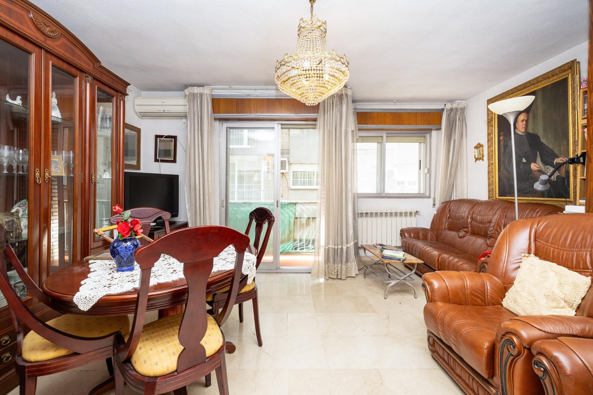 Sala de estar de Piso en venta en  Granada Capital con Aire acondicionado, Terraza y Balcón