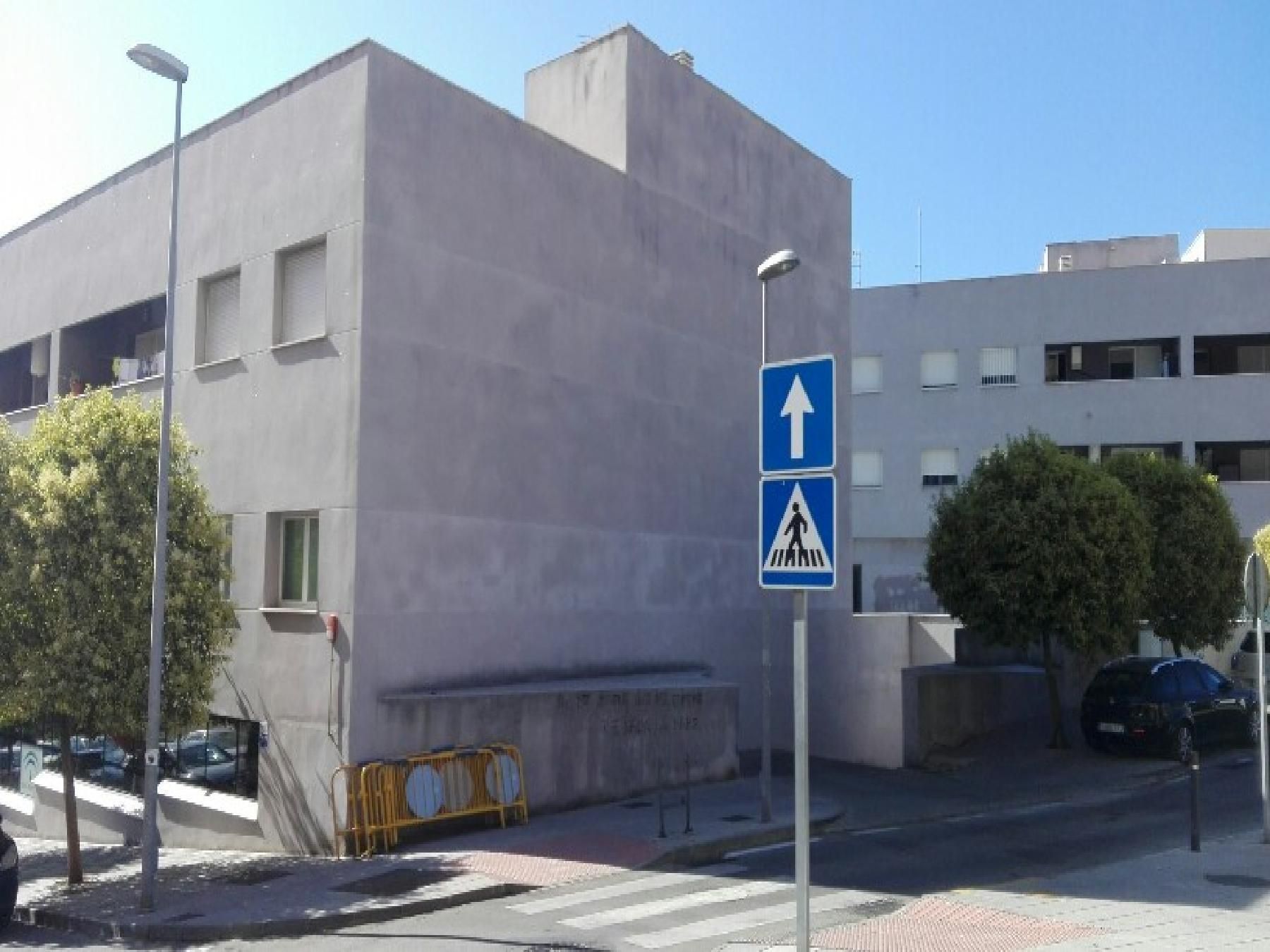 Parking of Premises for sale in Algeciras