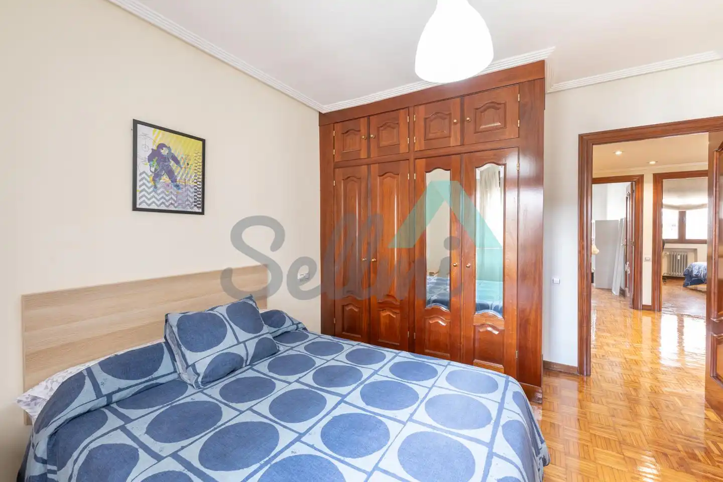 Dormitori de Pis per a compartir en Oviedo  amb Calefacció, Parquet i Terrassa
