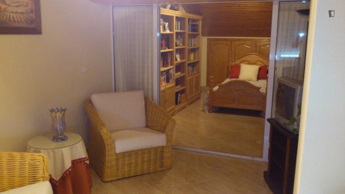 Casa o xalet per a compartir a La Espinilla - Parque Blanco