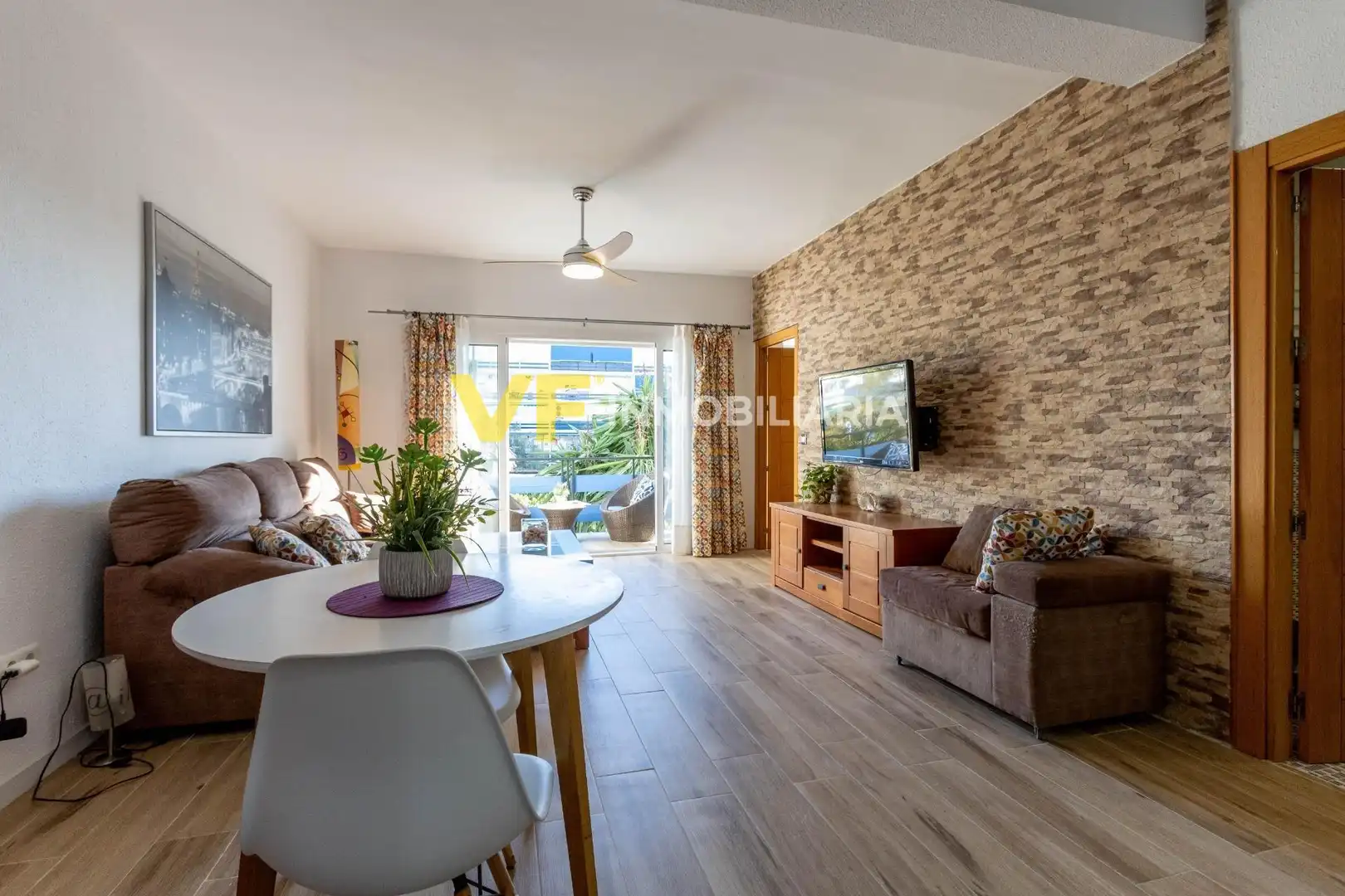 Sala d'estar de Apartament en venda en Los Álamos
