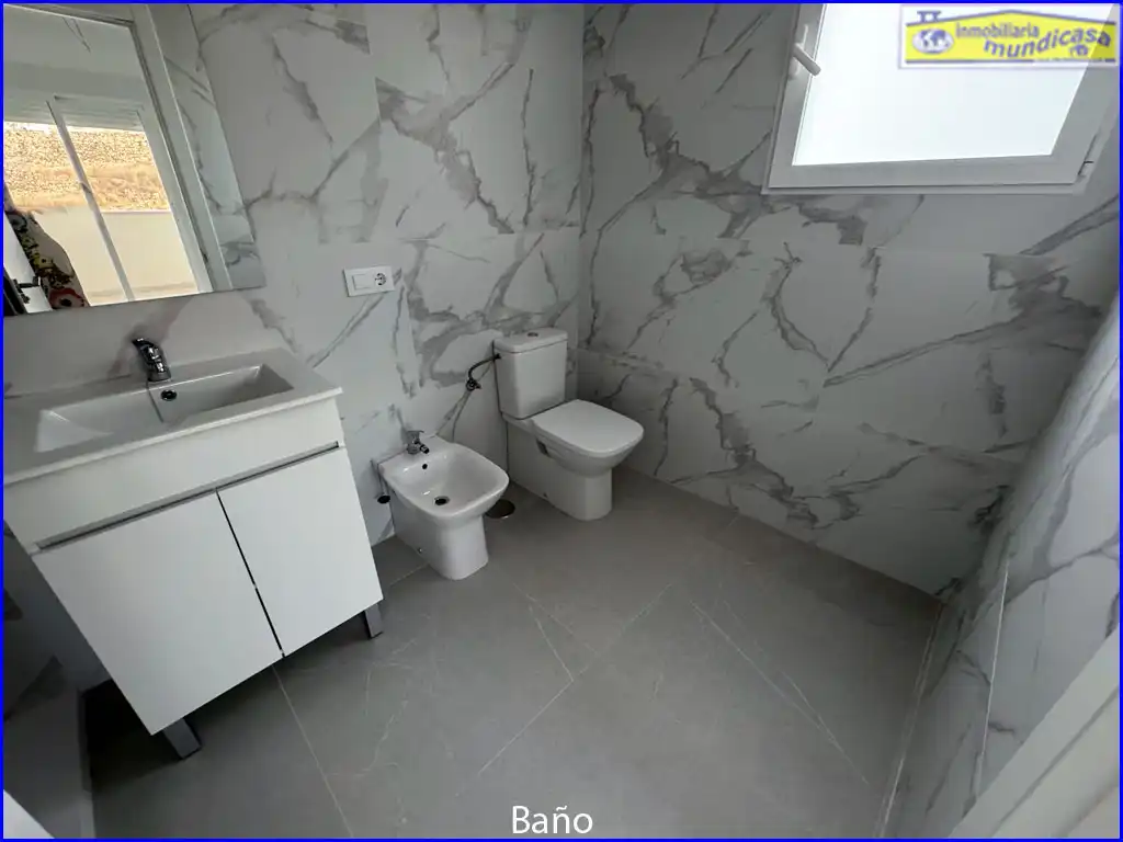 Bathroom of Duplexes for sale in Santomera  with Terrace and Balcony