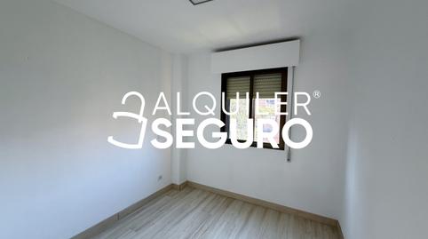 Photo 5 of Flat to rent in Unanimidad, Los Rosales, Madrid