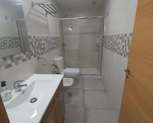 Bathroom of Flat to rent in  Valencia Capital  with Air Conditioner, Terrace and Balcony