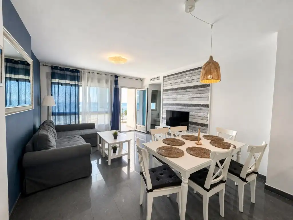 Apartamento con piscina en venta en Calle Urb Veneziola (Manga)