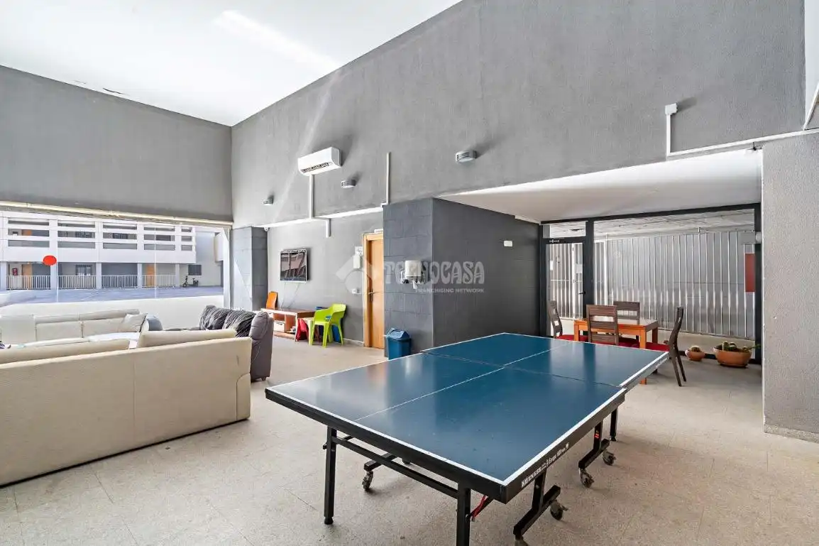 Piso en venta en Roquetas de Mar con Aire acondicionado, Terraza y Amueblado