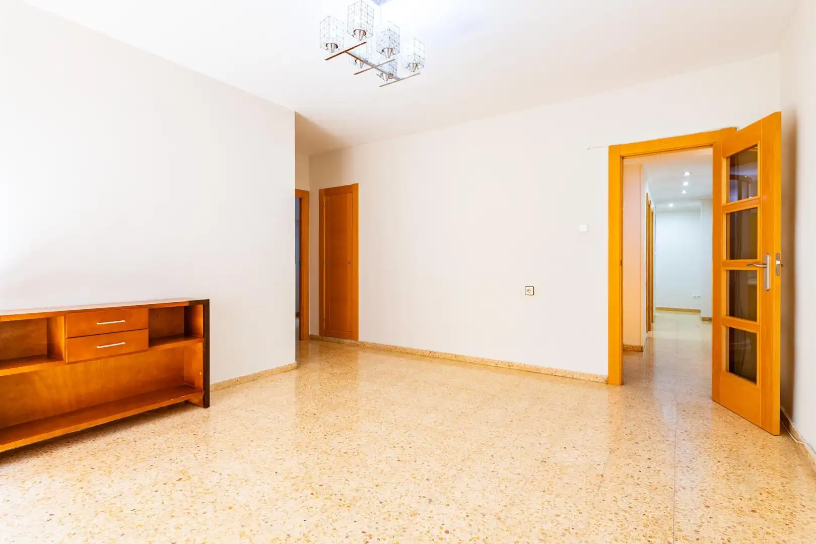Flat with terrace for sale in Calle de Don Juan de Austria, imagen 10