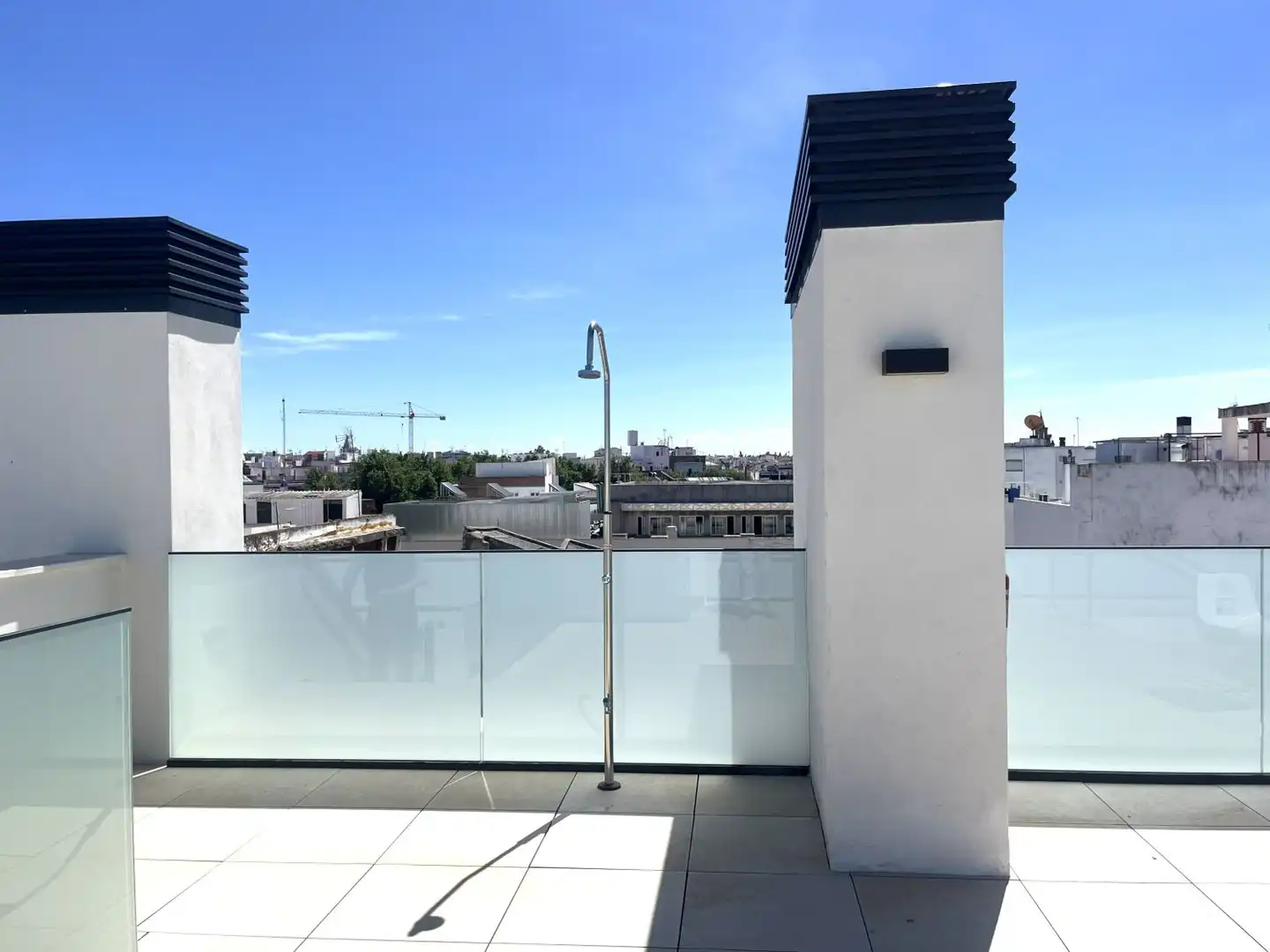 Terrace of Flat for rent in Sevilla  with Air Conditioner, Heating and Storage room