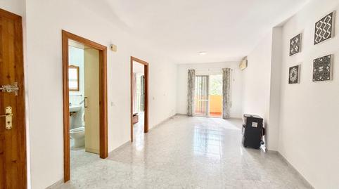 Foto 4 de Piso en venta en Calle Ubeda, Nueva Nerja, Nerja